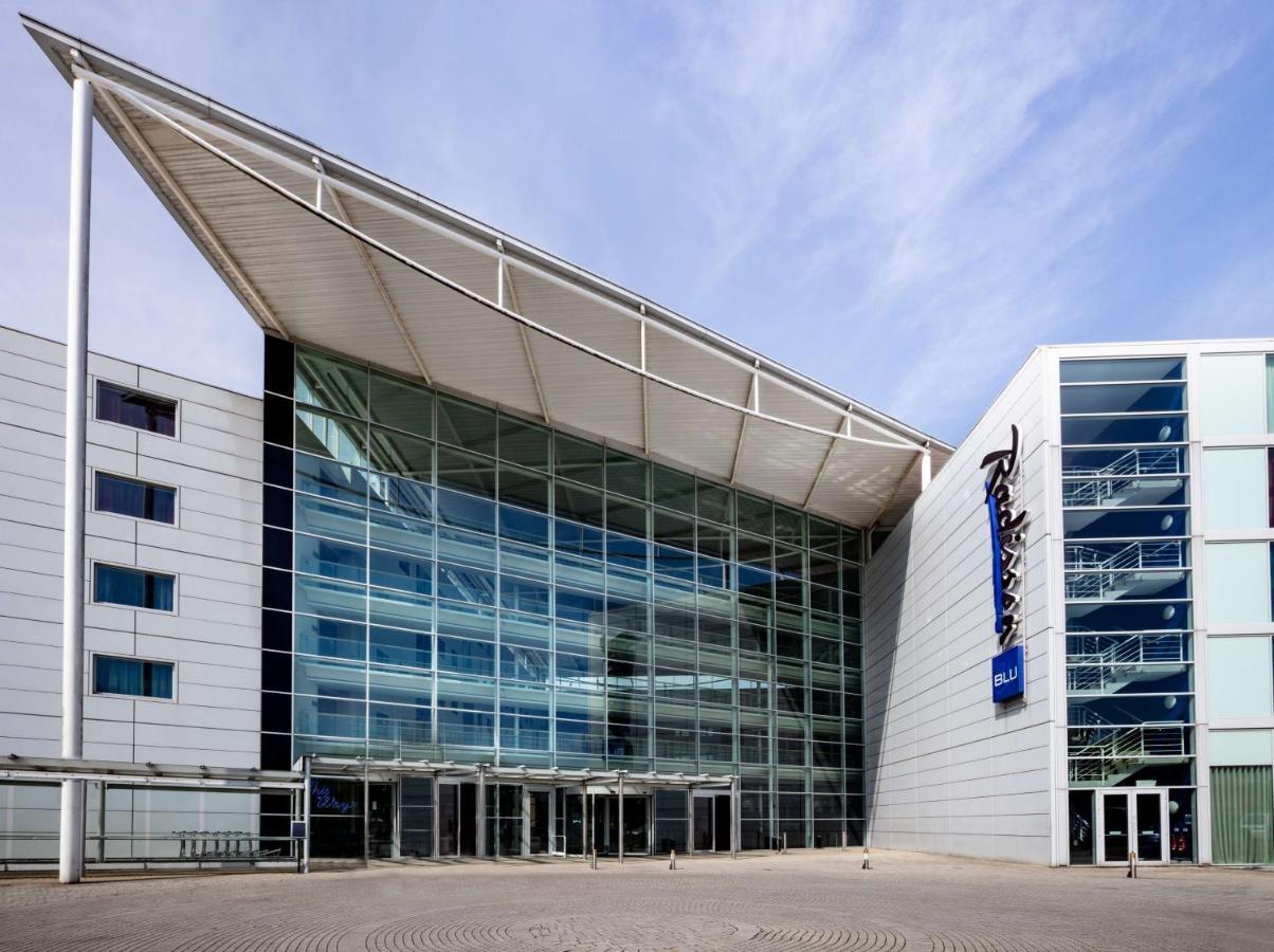 Radisson Blu Hotel London Stansted Airport Stansted Mountfitchet Exterior foto